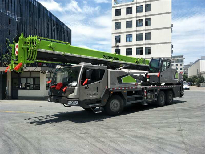 双河市随车吊师傅告诉你租赁随车吊车如何区分吨位